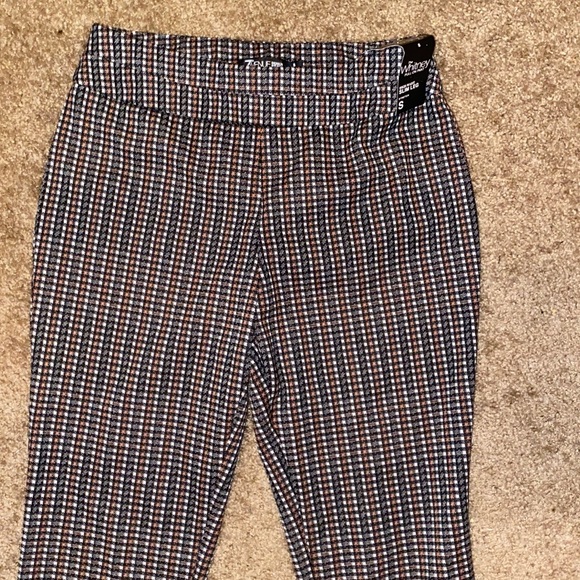 Houndstooth Pants - Picture 2 of 7
